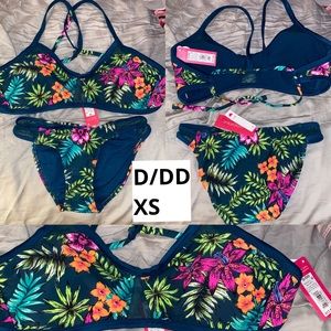 NWT D/DD SWIMSUIT XS BOTTOMS